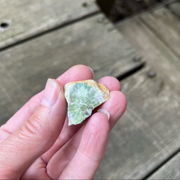 Wavellite Crystal - Picture 4 of 13